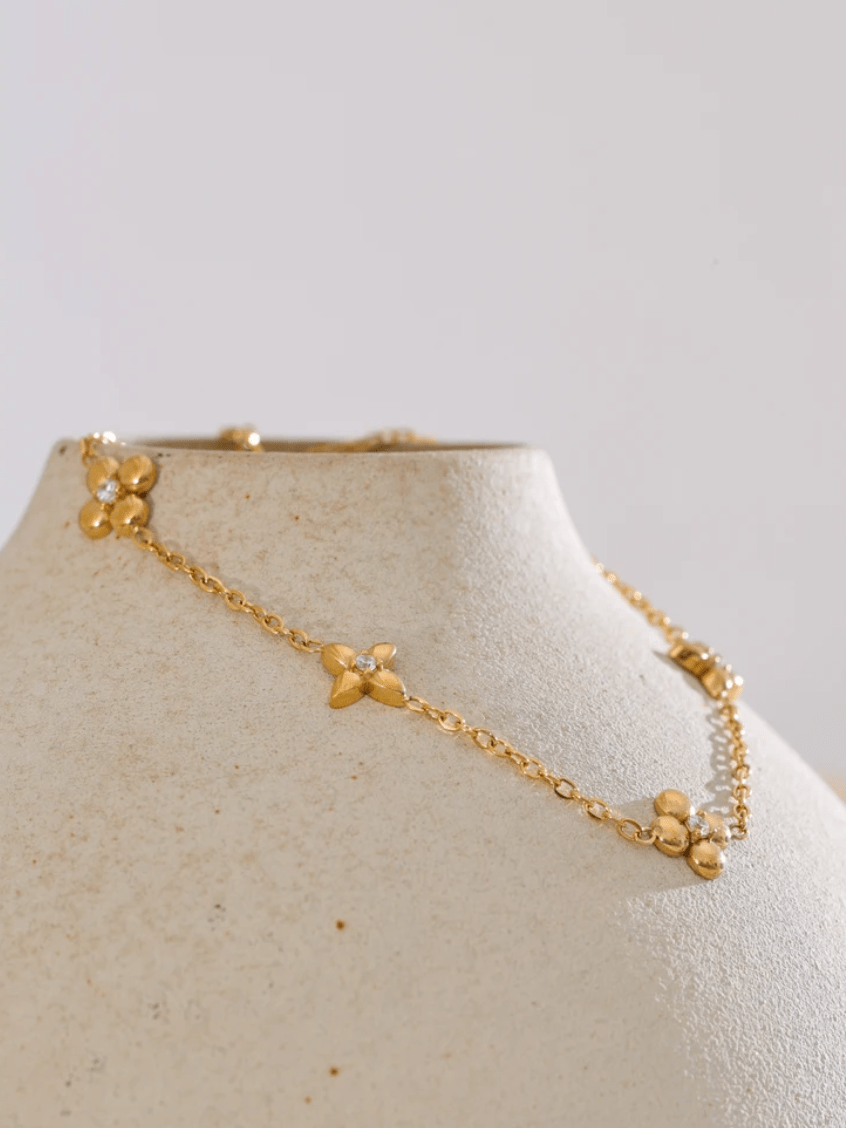 Golden Bloom - Clout Vienna