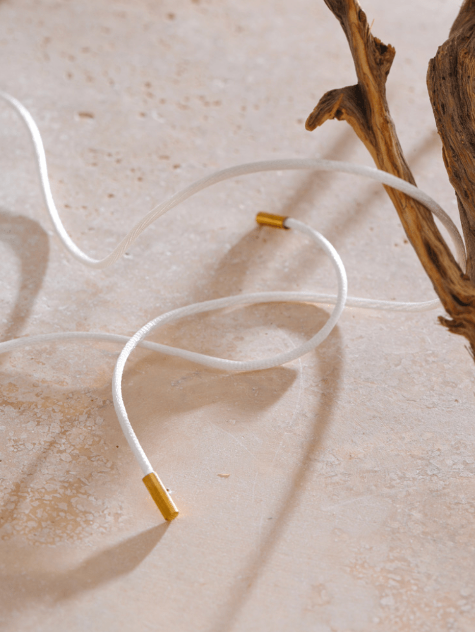 Golden Conch Necklace - Clout Vienna