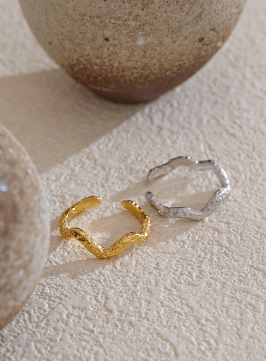 Golden Wave Ring - Clout Vienna