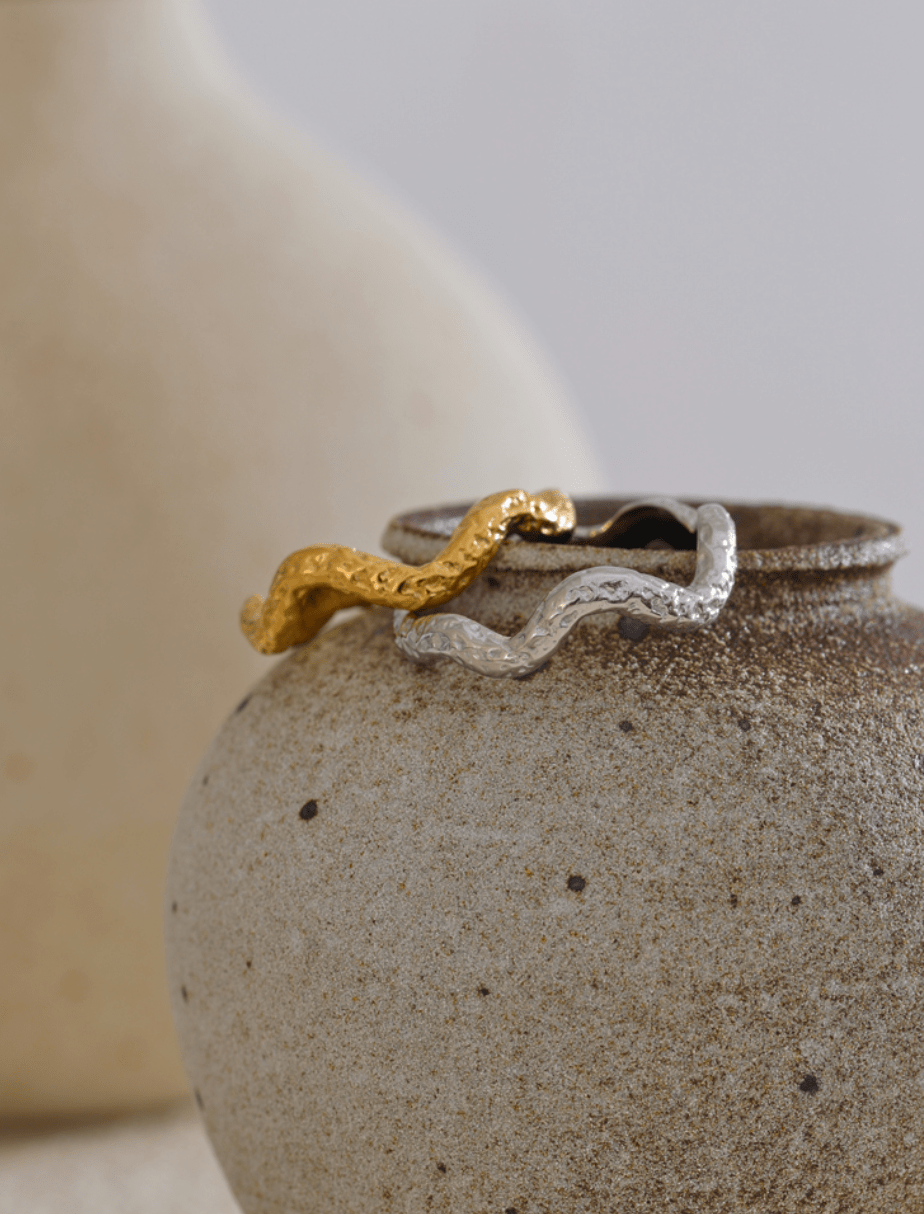 Golden Wave Ring - Clout Vienna