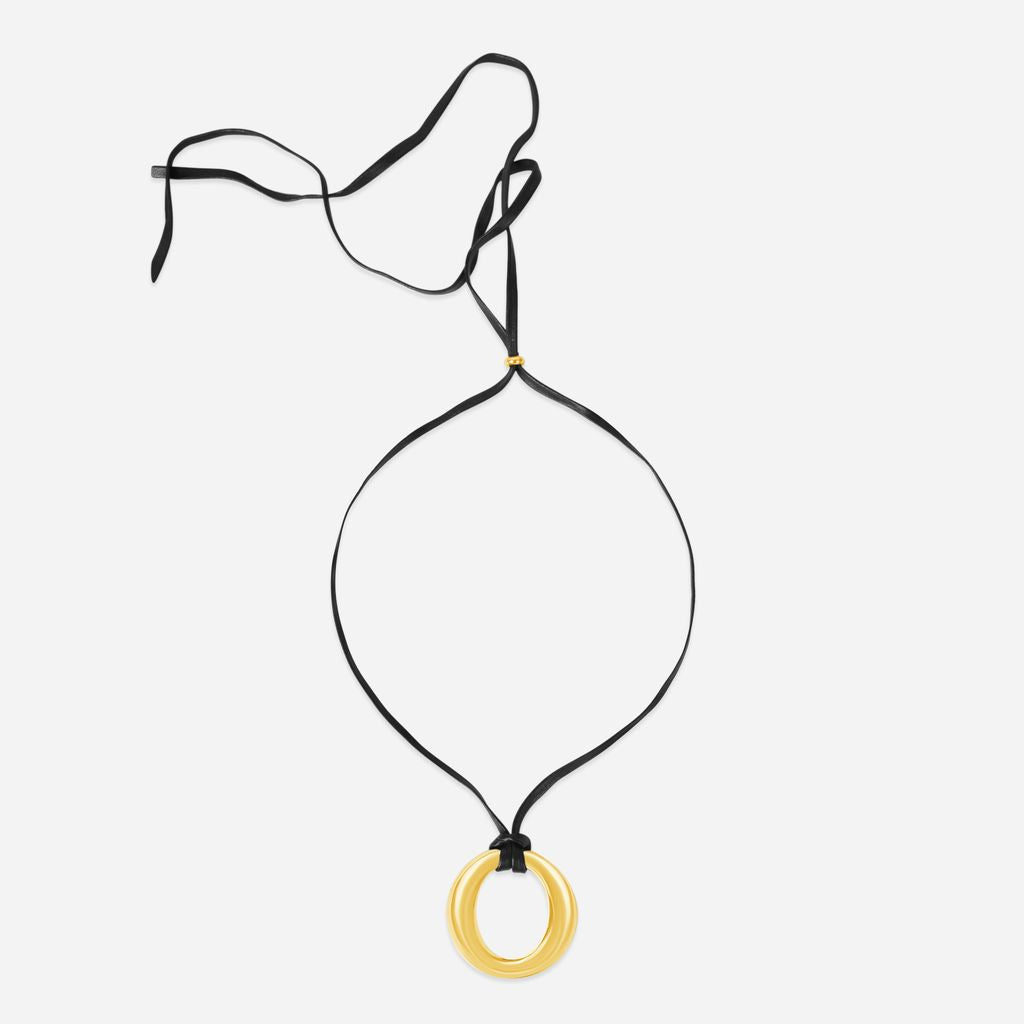 Leder Kette mit Statement Anhänger