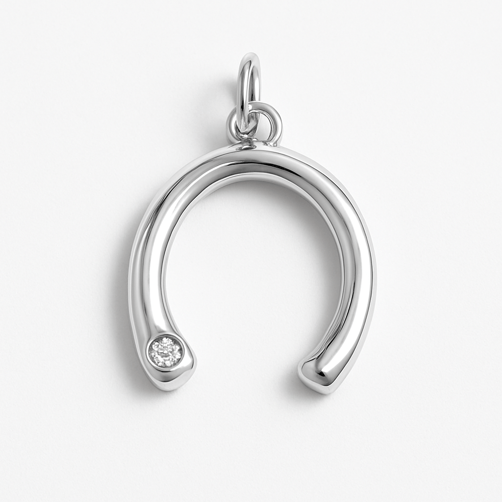 Luck Charm - Clout Vienna