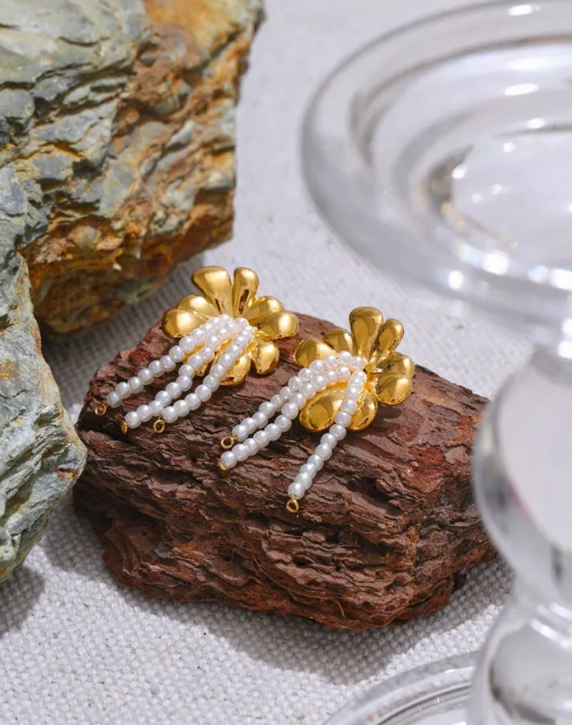 Pearl Blossom Ohrringe - Clout Vienna#