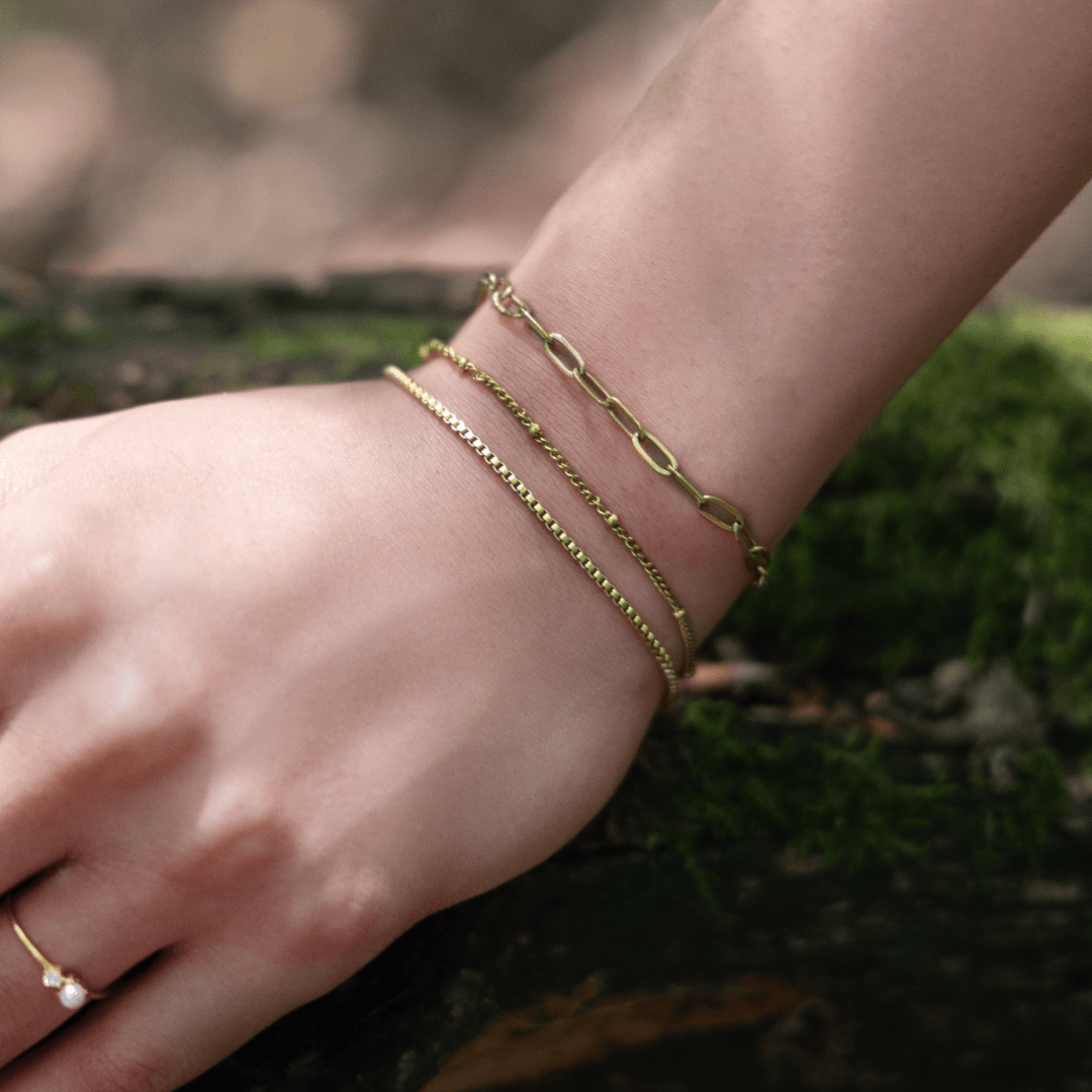 Charm Paperclip Bracelet with Vintage Clasp - Clout Vienna