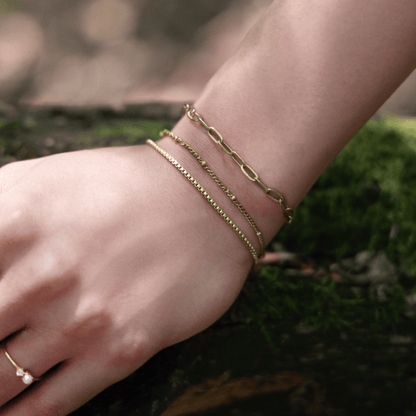 Charm Paperclip Bracelet with Vintage Clasp - Clout Vienna