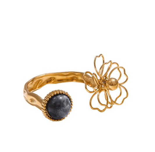Golden Bloom Ring - Clout Vienna