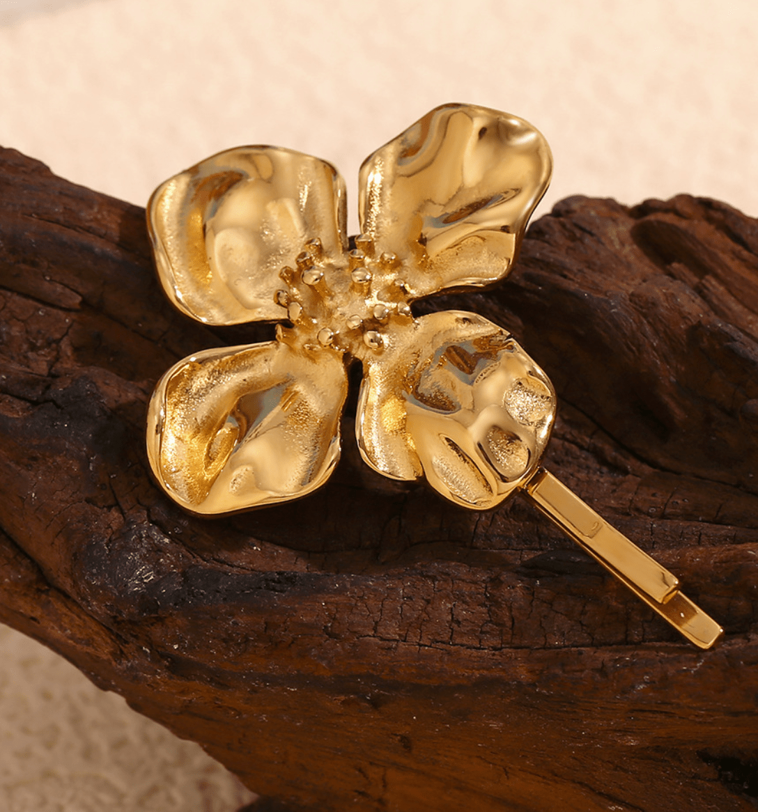 Golden Blossom Hair Clip - Clout Vienna