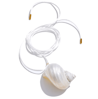 Golden Conch Necklace - Clout Vienna