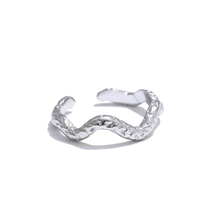 Golden Wave Ring - Clout Vienna