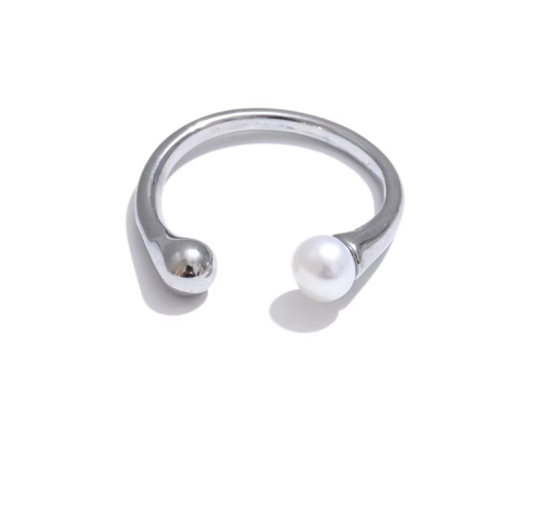 Open Pearl Ring - Clout Vienna#