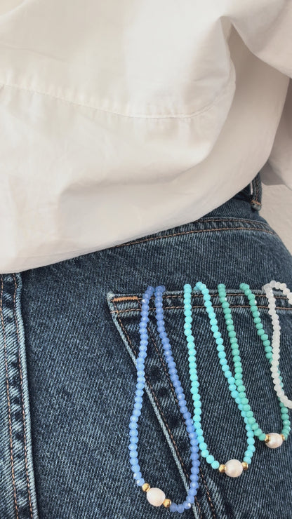 Perlen choker light blue