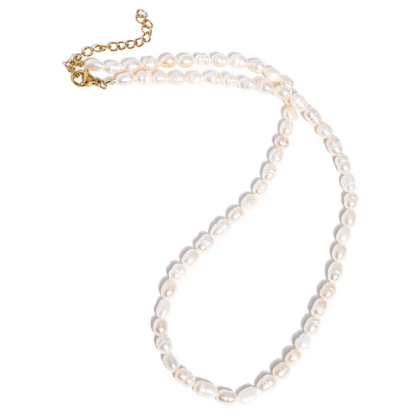 Pure Elegance Pearl Necklace - Clout Vienna